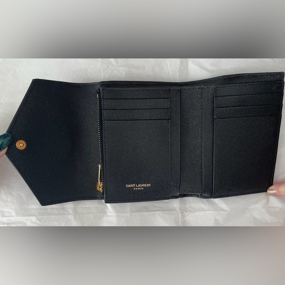 Saint Laurent Grain de Poudre Black Grained Leather Tri Fold Wallet NEW W/O TAGS - Picture 10 of 10